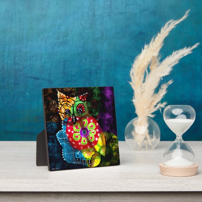 Tabletop Plaque Whimsical Abstract Owl Folk Art (Insitu)