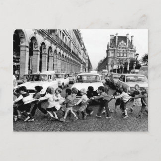Tabliers de la rue de Rivoli 1978 Robert Doisneau Postcard