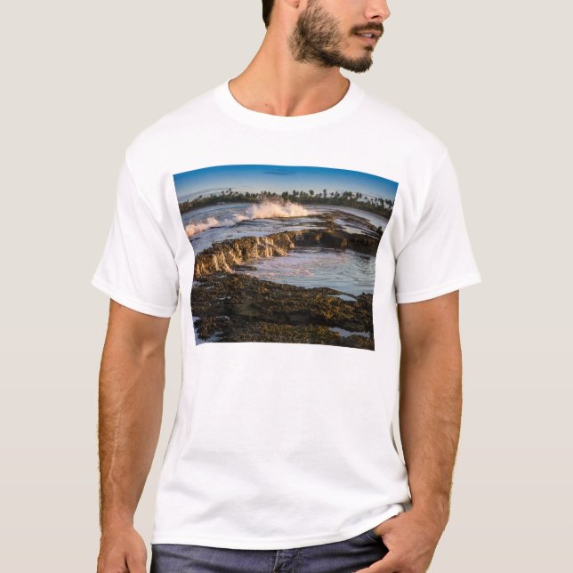 Tabuba Beach: Breaking Waves On The Reefs T-Shirt (Front)