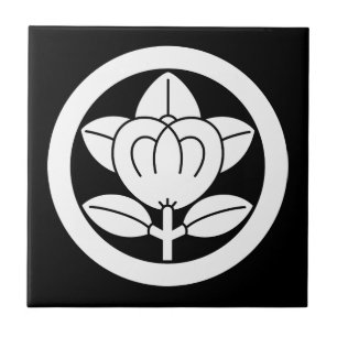Tachibana in a circle (Rokutsuwari Drawing) Tile