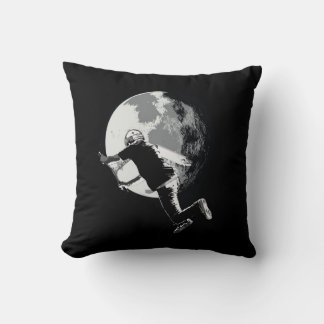 Tailing the Moon - Tail-whip Scooter Stunt Cushion