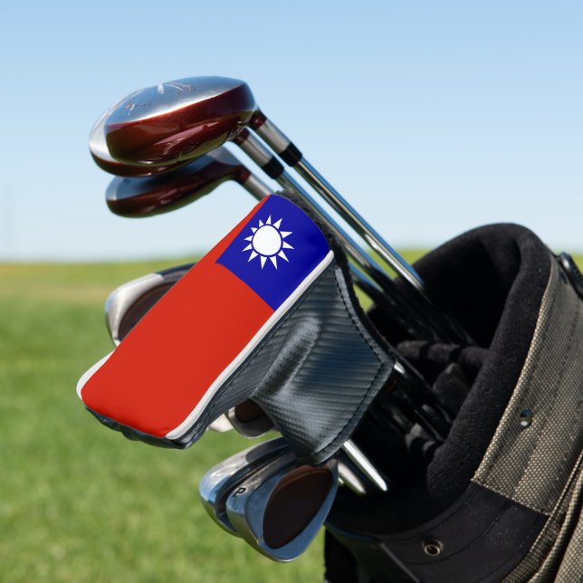 Taiwan flag golf head cover (In Situ)