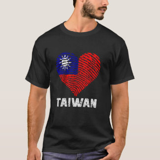 Taiwan Heart Thumbmark Taiwanese Roots Taiwanese F T-Shirt