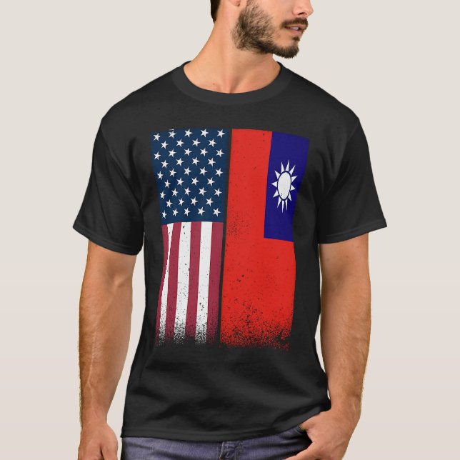 Taiwan  Taiwanese American Flags Proud USA Taiwan T-Shirt (Front)