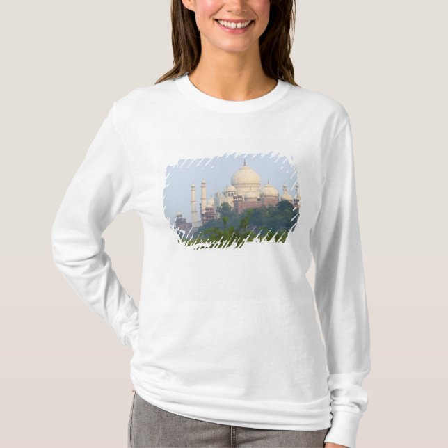 Taj Mahal, Agra, India T-Shirt (Front)