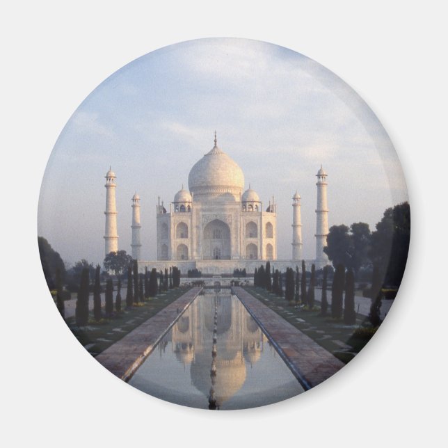 Taj Mahal Reflection in Agra, Uttar Pradesh, India Magnet (Front)