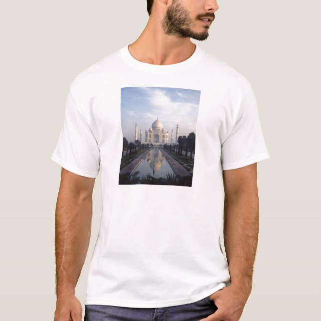 Taj Mahal Reflection in Agra, Uttar Pradesh, India T-Shirt (Front)