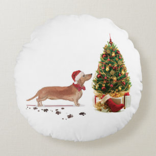 Tan Dachshund Funny Christmas Dog with Tree Round Cushion