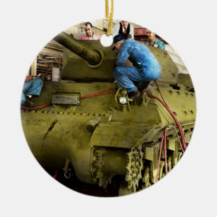 Tank - Factory - Tanks for understanding 1943 Ceramic Tree Decoration