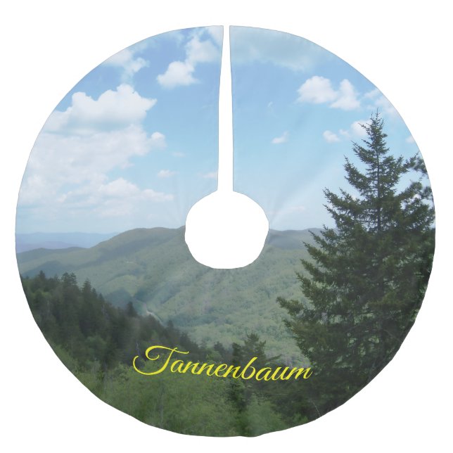 Tannenbaum Mountain Scene Christmas Tree Skirt (Front)