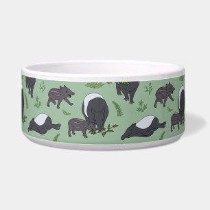 Tapir Family Dinner in Green