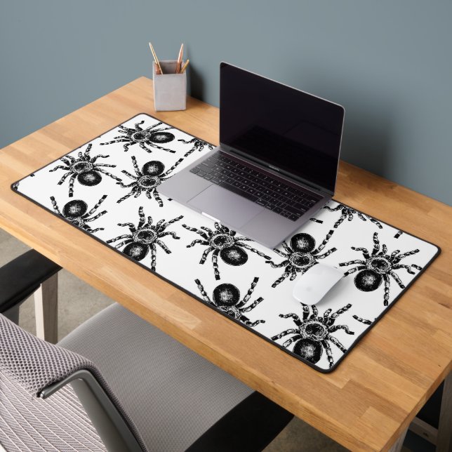 Tarantula Desk Mat (Office 2)