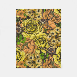 Tarantula garden 1 fleece blanket