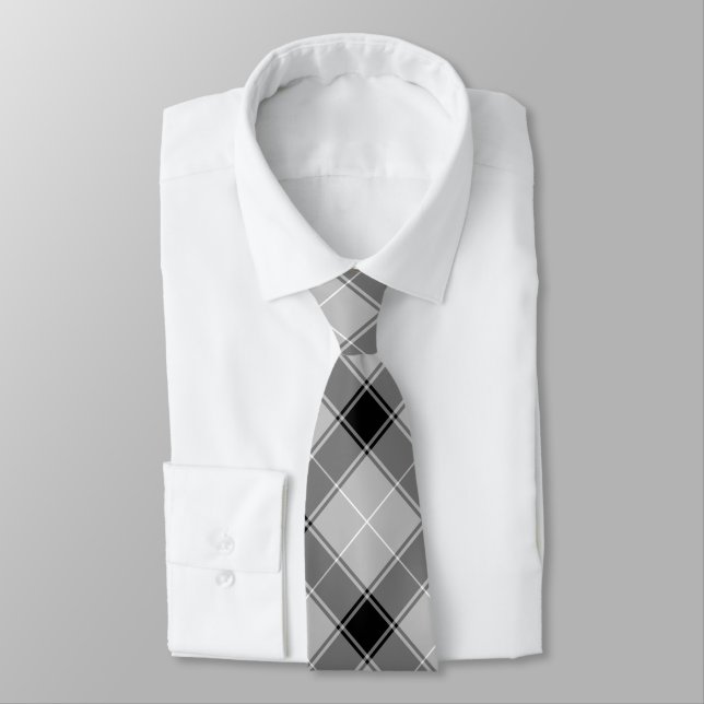 Tartan Pattern Tie (Tied)