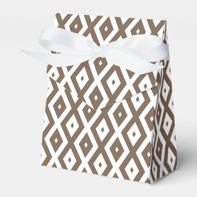 Taupe brown and white diamond pattern favour box (Front Side)