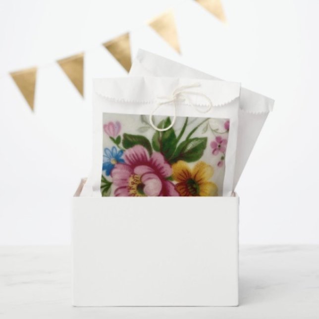 Tea Cup Floral Bouquet  Favour Bag (Favor Bag Dimensions: 5.75”x8” sold in sets of 50. 
)