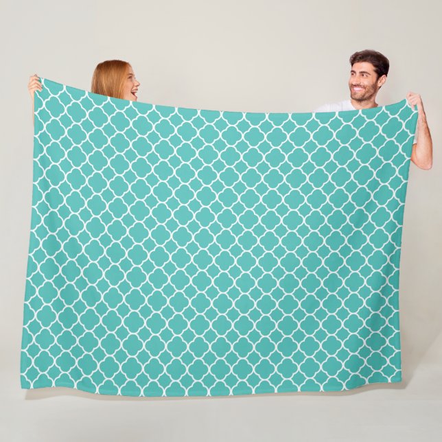 Teal Quatrefoil Pattern Fleece Blanket (In Situ)
