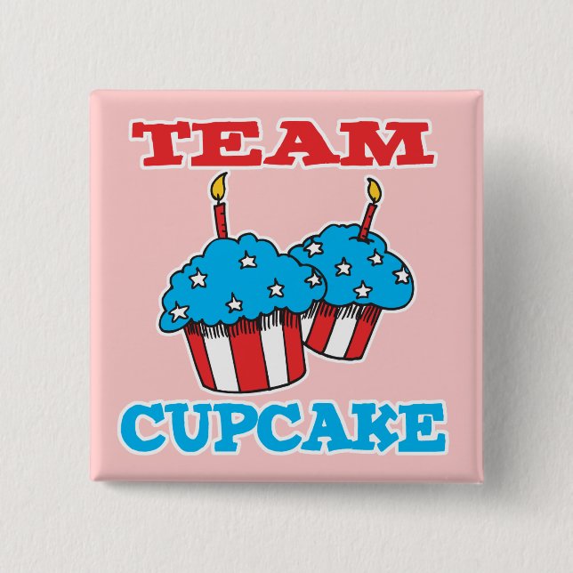 TEAM CUPCAKE 15 CM SQUARE BADGE (Front)