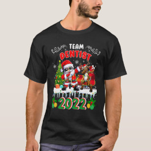 Team Dentist 2022 Christmas Tree Dabbing Santa Rei T-Shirt