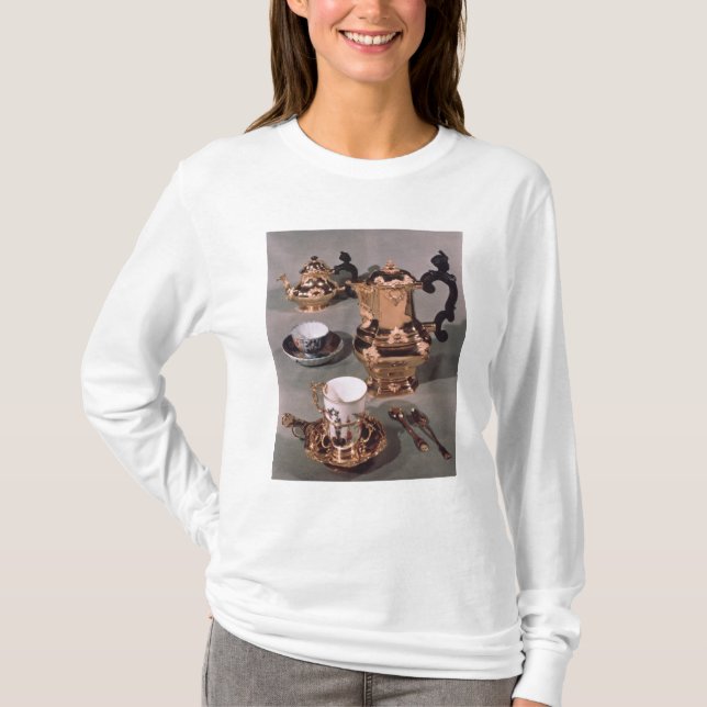 Teapot, sugar bowl, chocolate pot and mug T-Shirt (Front)