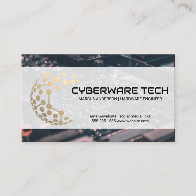 Tech Logo | Computer Hardware Business Card (Front)