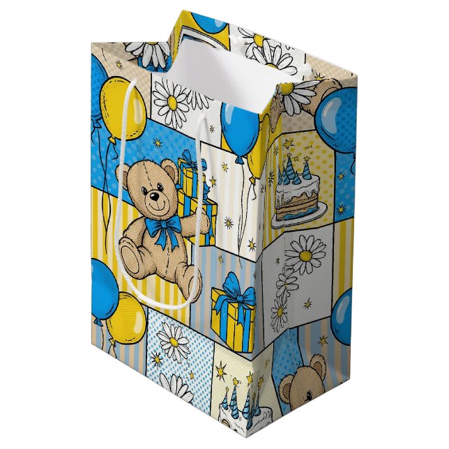 Teddy Bear Daisy Garden Pattern (4) Medium Gift Bag (Front Angled)