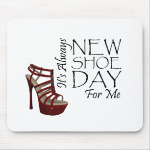 TEE New Shoe Day Mouse Mat