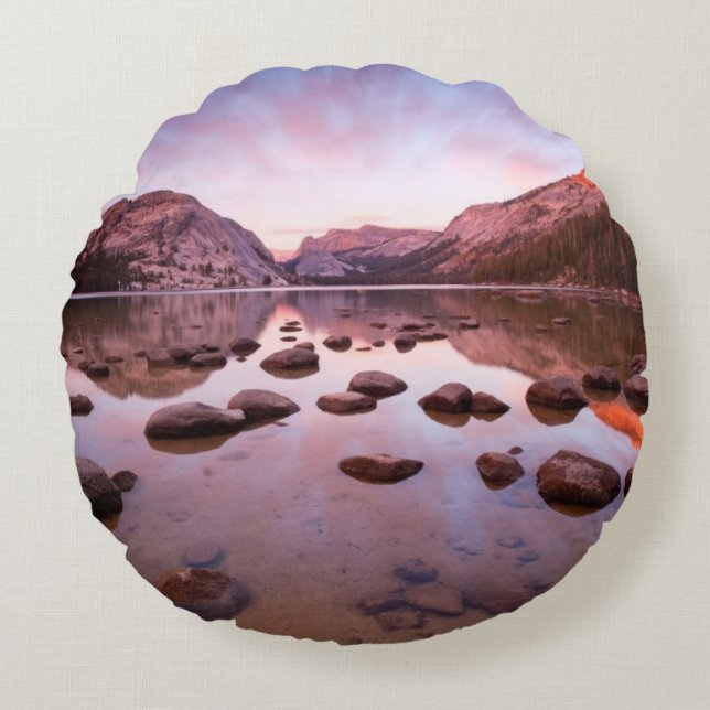 Tenaya Lake Round Cushion (Front)
