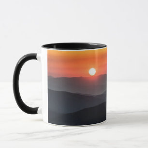 Tennant Mt, Graveyard Fields area, sunrise Mug