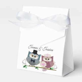 Tent Favor Box with Wedding Owls Art