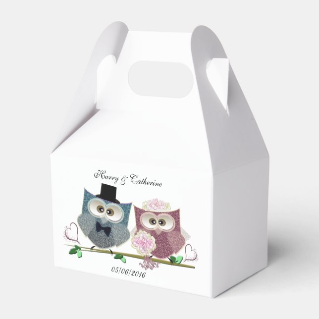 Tent Favour Box with Cute Wedding Owls Art (Front Side)