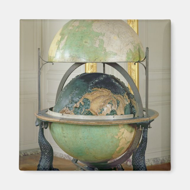 Terrestrial and celestial globe magnet (Front)