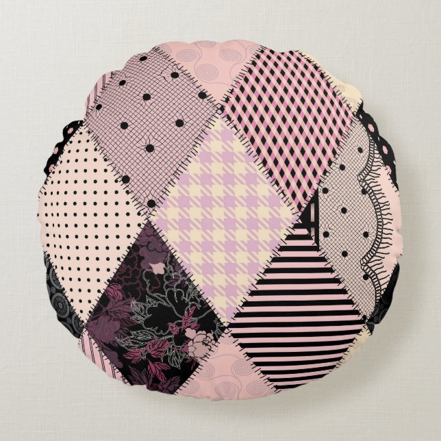 Textile Lingerie: Patchwork Vintage Pattern Round Cushion (Front)