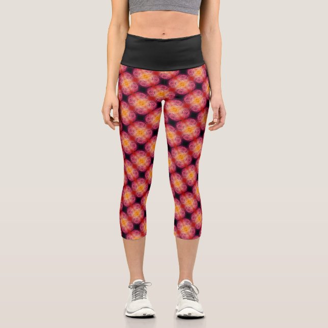 Texture #13.0 of work Horizonte Capri Leggings (Front)