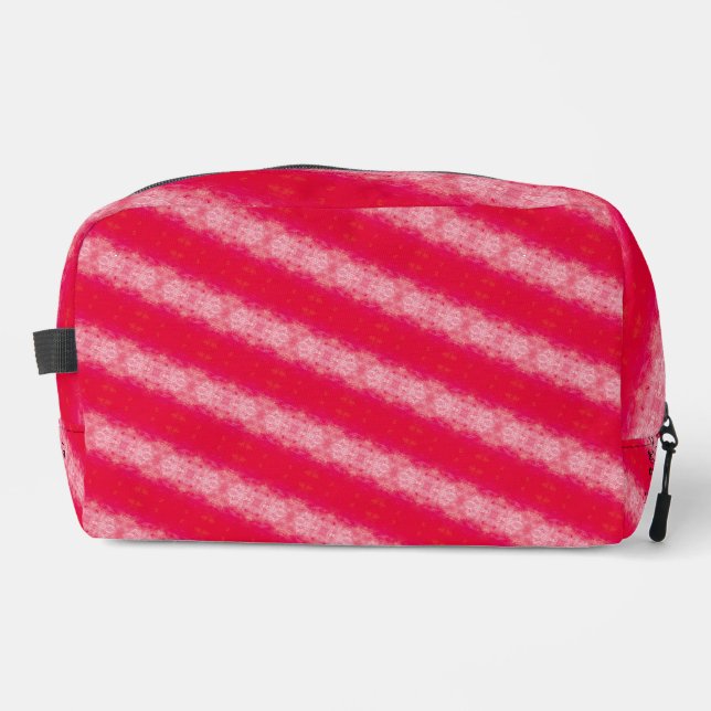 Texture #17 of the play Fantasy and Reality Dopp Kit (Front)