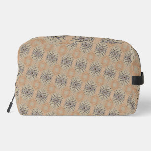 Texture #2 from the play Seeing through the Eyes Dopp Kit