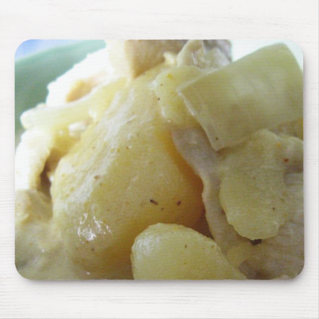 Thai Yellow Curry [แกงกะหรี่] .. Asian Street Food Mouse Mat (Front)