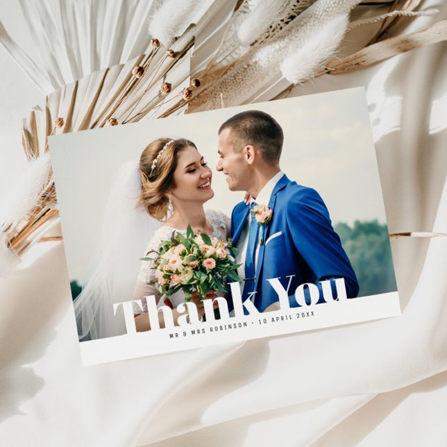THANK YOU, bold text wedding thank you card (Creator Uploaded)