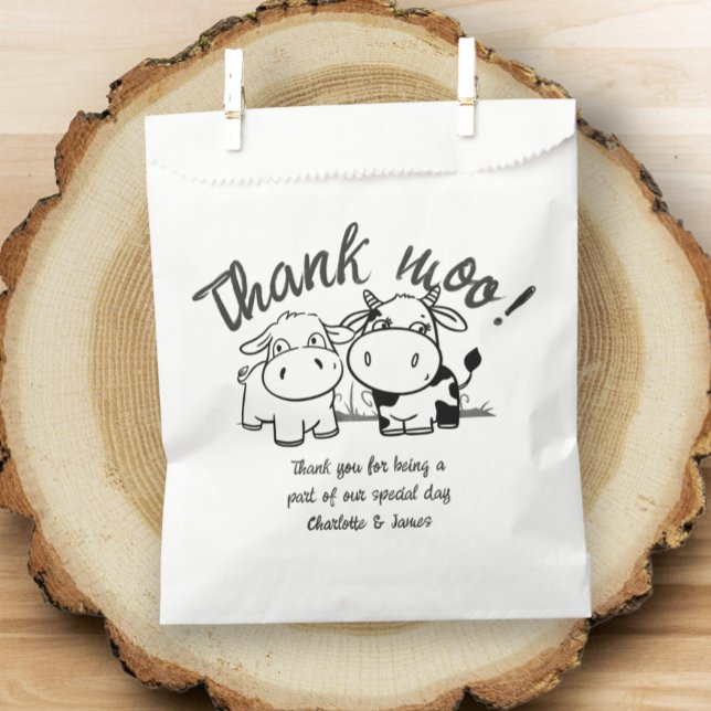 Thank You Cow Themed Wedding Favour Bags (Thank You Cow Themed Wedding Favor Bags from Ricaso. Delightful cattle couple personalized wedding)