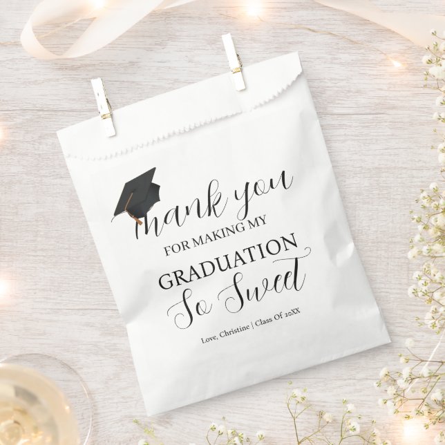 Thank you for making graduation party so sweet favour bags (Clipped)