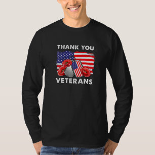 Thank You Veterans Combat Boots Poppy Flower Veter T-Shirt