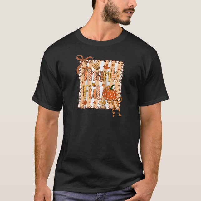 Thankful Thanksgiving Fall Leaves Pumpkin Autumn C T-Shirt (Front)