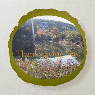 Thanksgiving Day, Round Throw Pillow