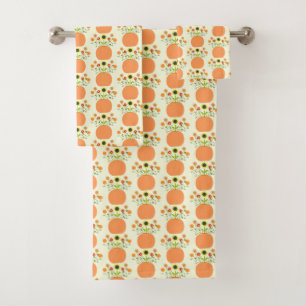 Thanksgiving Flowers in Pumpkin Patterned Bath Towel Set