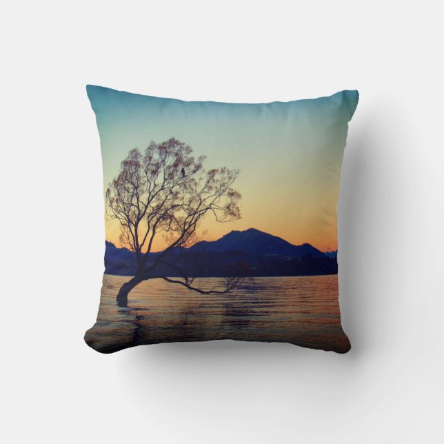 that wankaka tree nz cushion (Front)