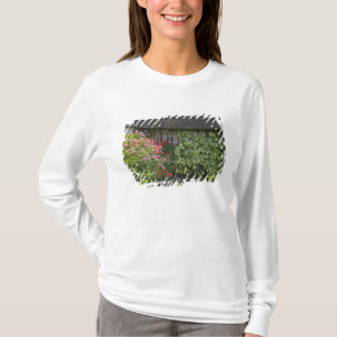 Thatched cottage, Adare, County Limerick, T-Shirt