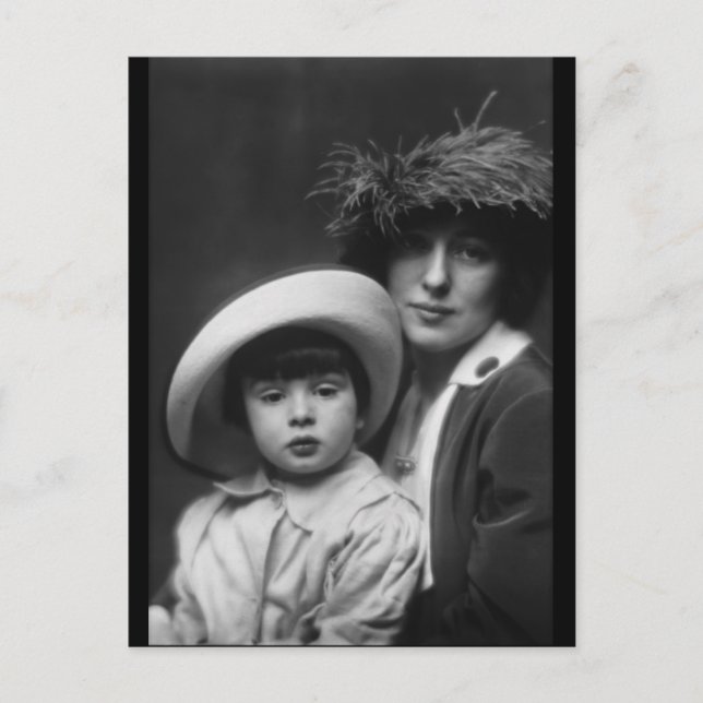 Thaw, Evelyn Nesbitt and Son by Arnold Genthe,1913 Postcard (Front)