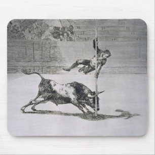 The agility and audacity of Juanito Apinani in the Mouse Mat