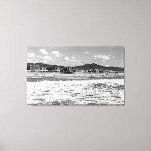 The Beach at Seaside, Oregon Photograph Canvas Print