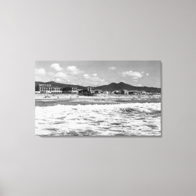 The Beach at Seaside, Oregon Photograph Canvas Print (Front)